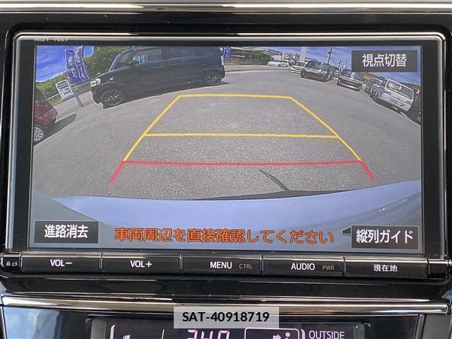 Toyota PRIUS ALPHA 2017-03 7869466-2