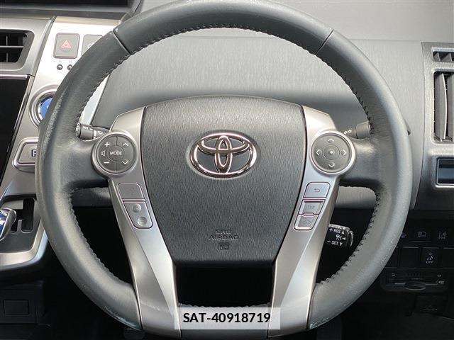 Toyota PRIUS ALPHA 2017-03 7869466-3