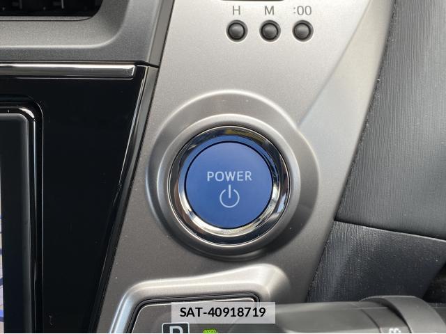 Toyota PRIUS ALPHA 2017-03 7869466-7