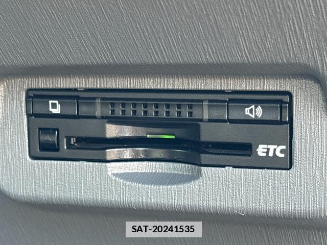 Toyota PRIUS ALPHA 2013-08 7869551-17