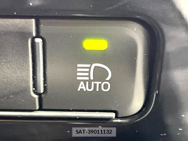 Toyota PRIUS PHV 2020-02 7868279-8