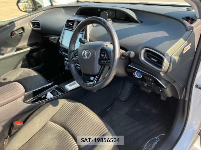 Toyota PRIUS PHV 2020-10 7868690-11