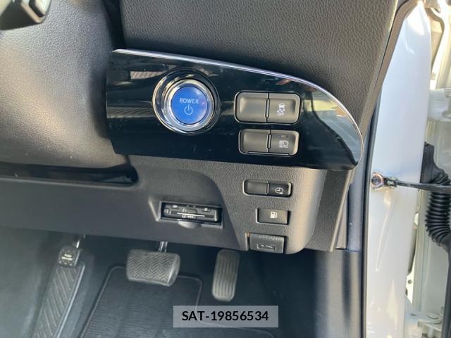 Toyota PRIUS PHV 2020-10 7868690-16