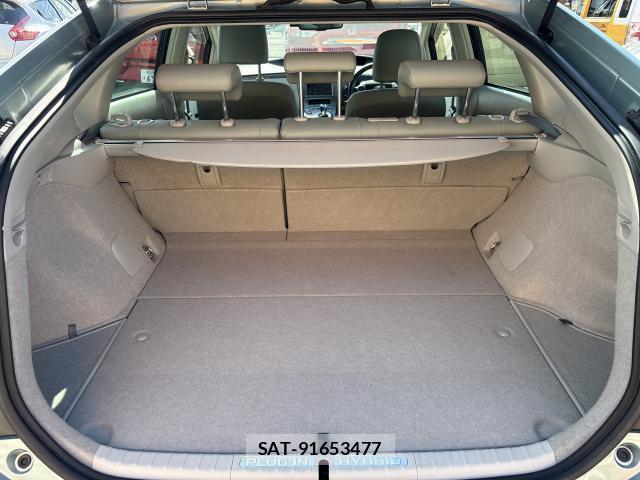Toyota PRIUS PHV 2012-05 7869552-12