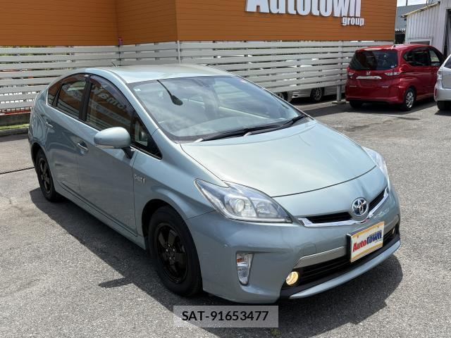 Toyota PRIUS PHV 2012-05 7869552-3
