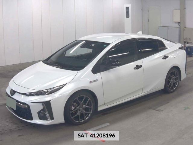 Toyota PRIUS PHV 2017-11 7871217-3
