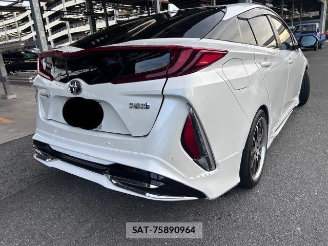 Toyota PRIUS PHV 2020-11 7872249-10
