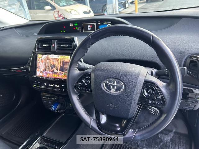 Toyota PRIUS PHV 2020-11 7872249-12
