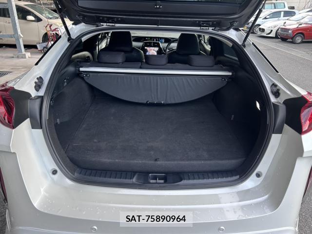 Toyota PRIUS PHV 2020-11 7872249-17