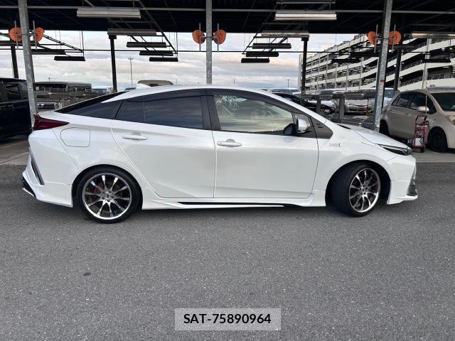 Toyota PRIUS PHV 2020-11 7872249-8