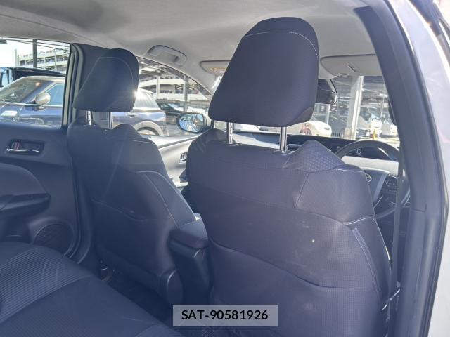 Toyota PRIUS PHV 2019-06 7872487-10