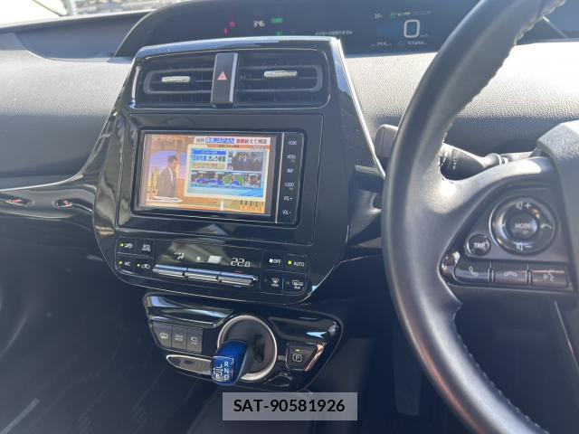 Toyota PRIUS PHV 2019-06 7872487-13