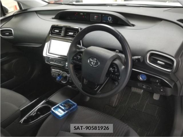 Toyota PRIUS PHV 2019-06 7872487-2