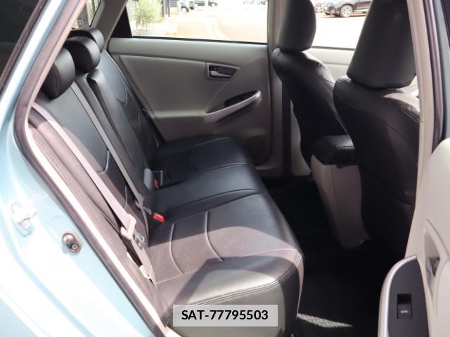 Toyota PRIUS 2012-01 7866852-5