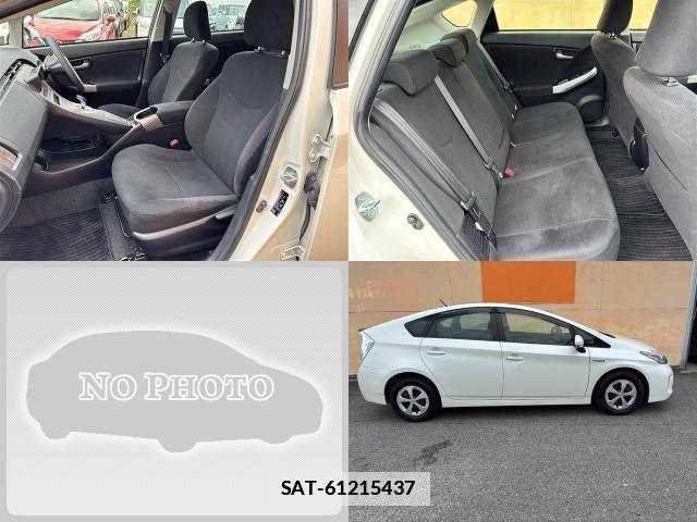 Toyota PRIUS 2014-01 7866900-12