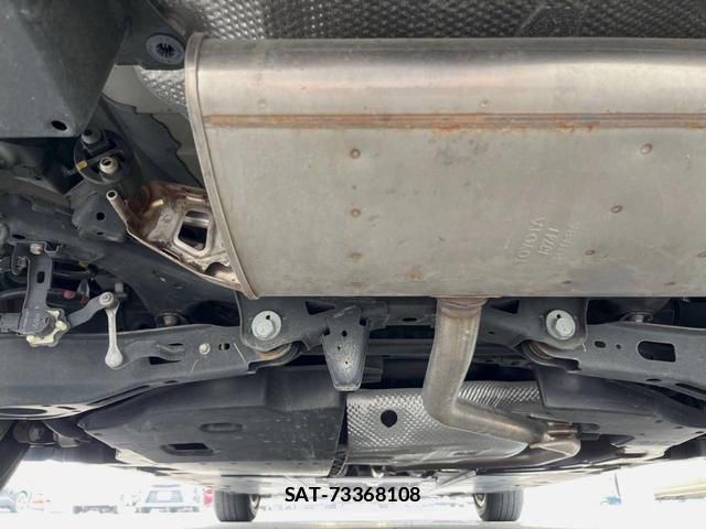 Toyota PRIUS 2019-09 7866905-18