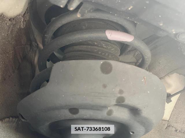Toyota PRIUS 2019-09 7866905-19