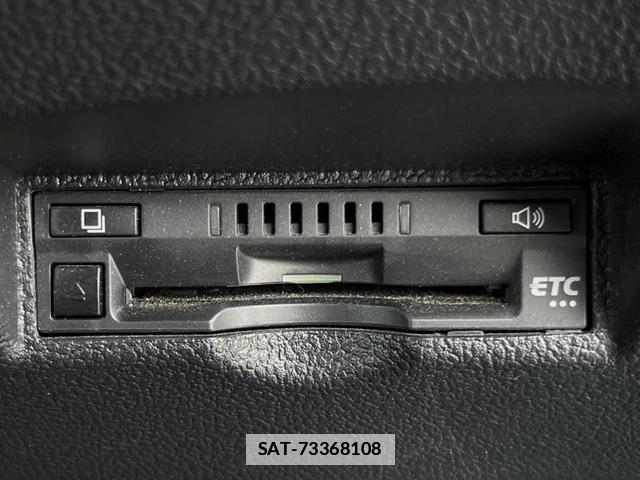 Toyota PRIUS 2019-09 7866905-3