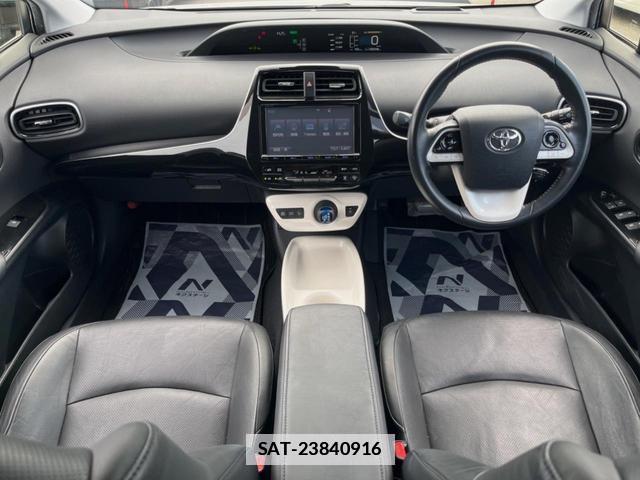 Toyota PRIUS 2016-07 7866908-1
