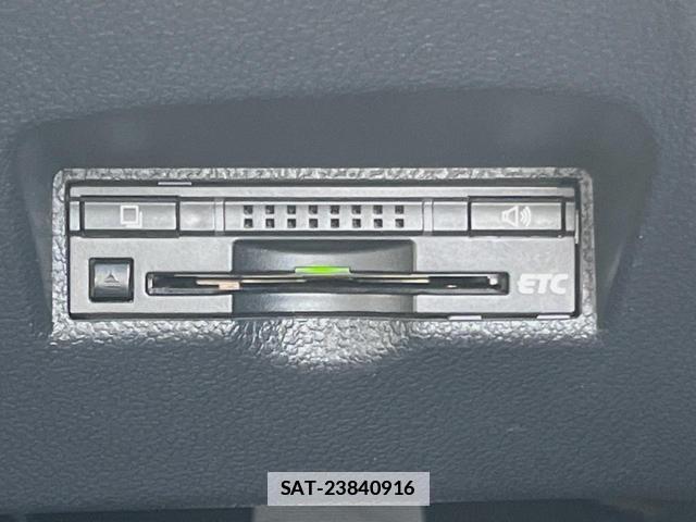 Toyota PRIUS 2016-07 7866908-3