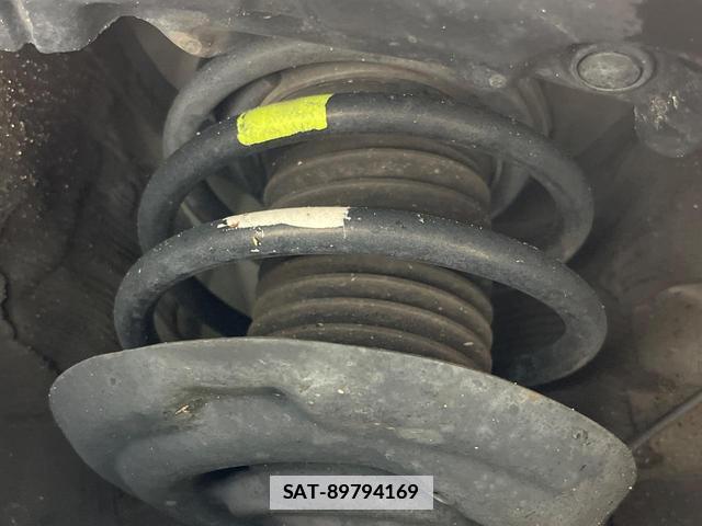 Toyota PRIUS 2015-12 7867062-19