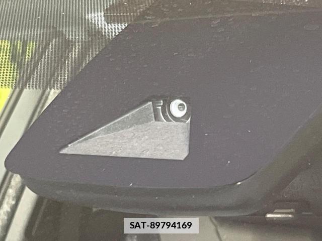 Toyota PRIUS 2015-12 7867062-4