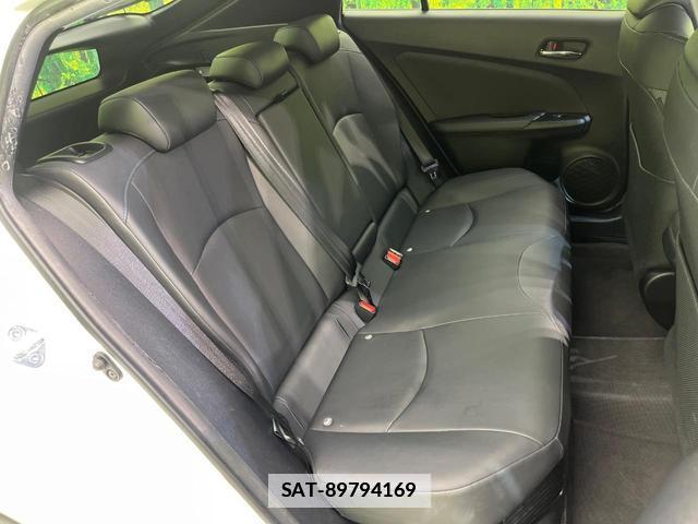 Toyota PRIUS 2015-12 7867062-8