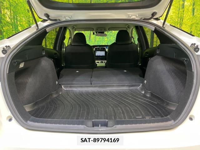 Toyota PRIUS 2015-12 7867062-9