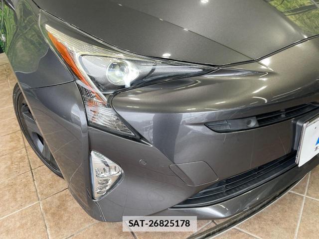 Toyota PRIUS 2018-03 7867337-11