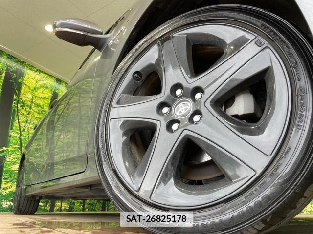 Toyota PRIUS 2018-03 7867337-12