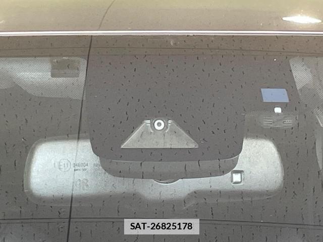 Toyota PRIUS 2018-03 7867337-4