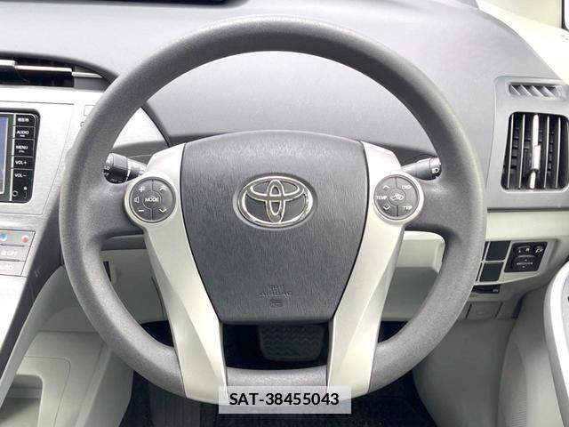 Toyota PRIUS 2014-12 7867940-6