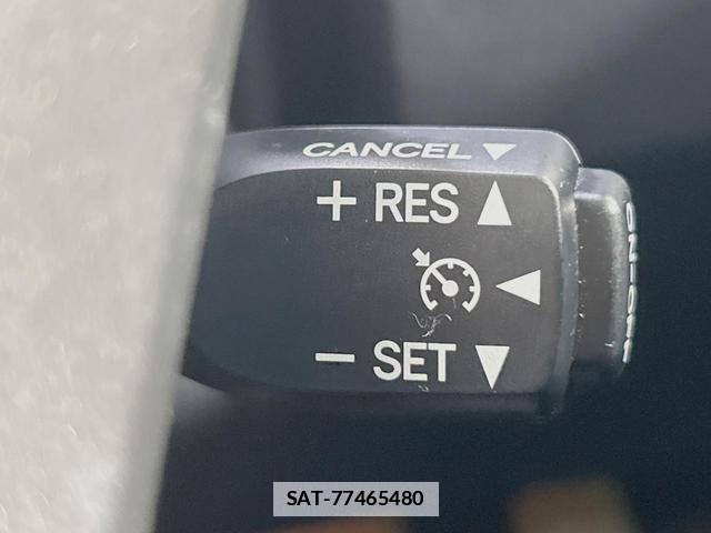 Toyota PRIUS 2014-12 7867957-6