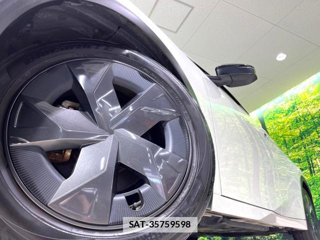 Toyota PRIUS 2023-03 7868254-13