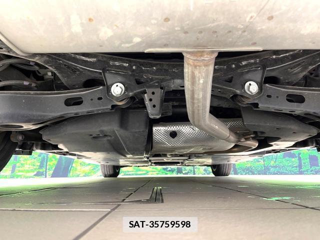 Toyota PRIUS 2023-03 7868254-19