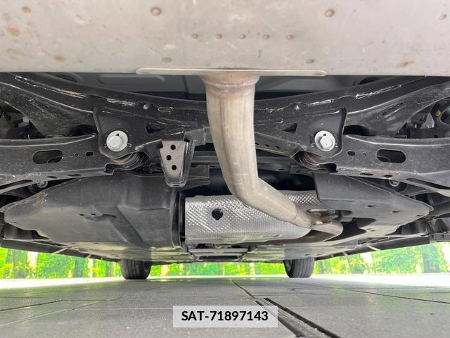 Toyota PRIUS 2023-10 7868384-18