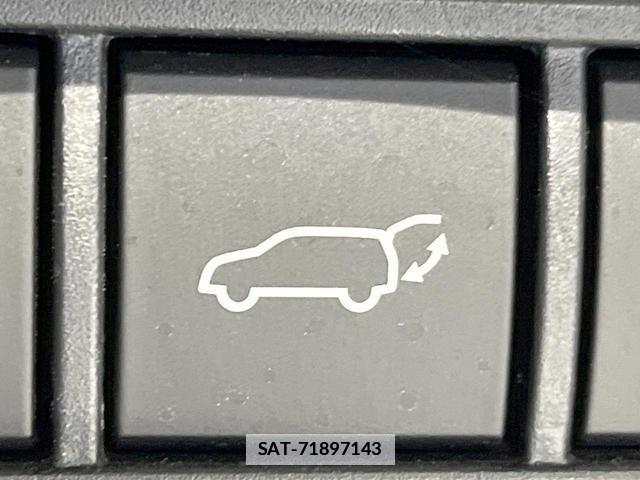 Toyota PRIUS 2023-10 7868384-6
