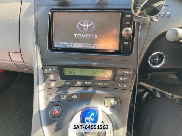 Toyota PRIUS 2010-02 7868514-17