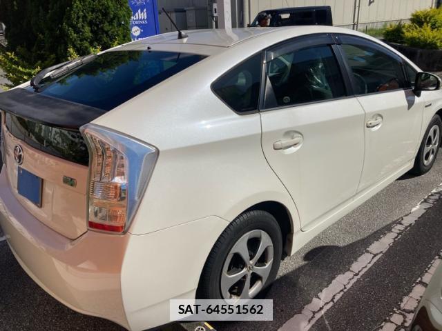 Toyota PRIUS 2010-02 7868514-2