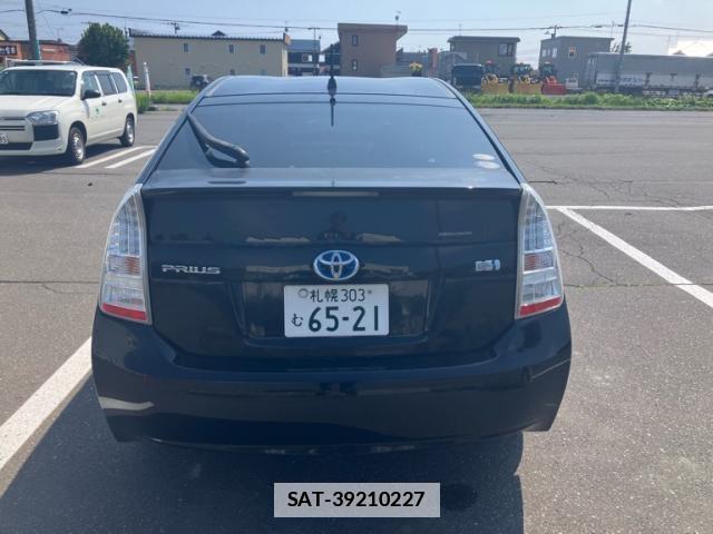 Toyota PRIUS 2009-07 7868587-13