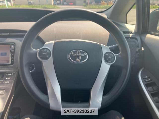 Toyota PRIUS 2009-07 7868587-17