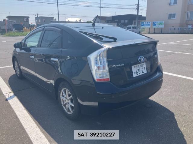 Toyota PRIUS 2009-07 7868587-3