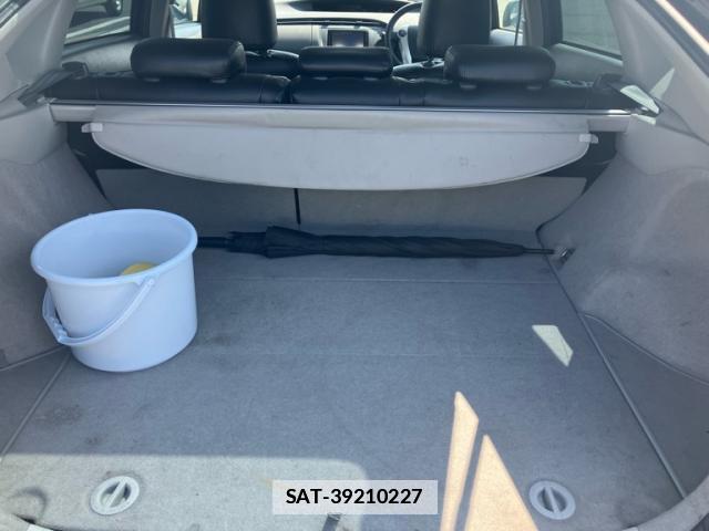 Toyota PRIUS 2009-07 7868587-9