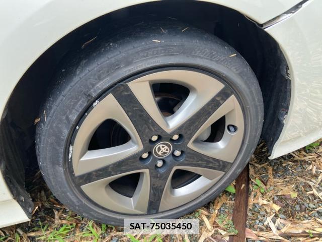 Toyota PRIUS 2019-02 7868655-5