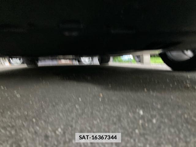Toyota PRIUS 2017-10 7868704-12