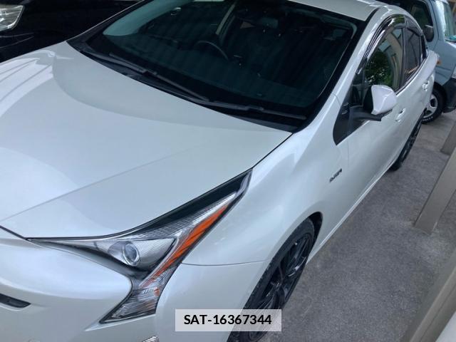 Toyota PRIUS 2017-10 7868704-2