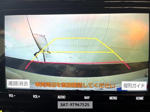 Toyota PRIUS 2018-09 7869295-3