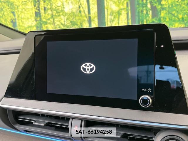 Toyota PRIUS 2023-09 7869417-2