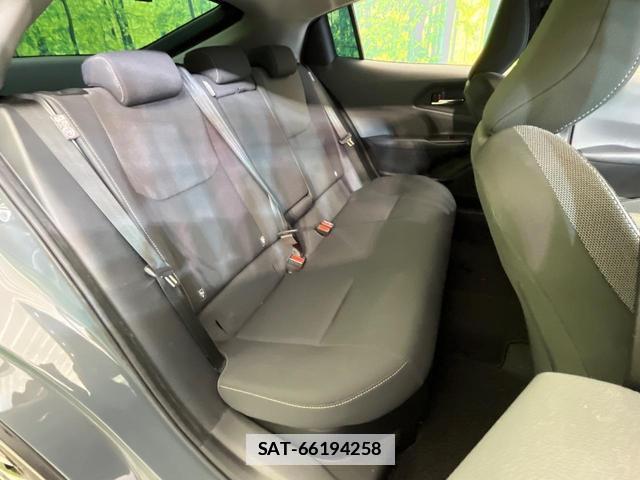 Toyota PRIUS 2023-09 7869417-8