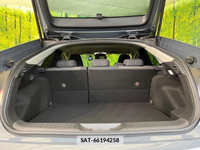 Toyota PRIUS 2023-09 7869417-9